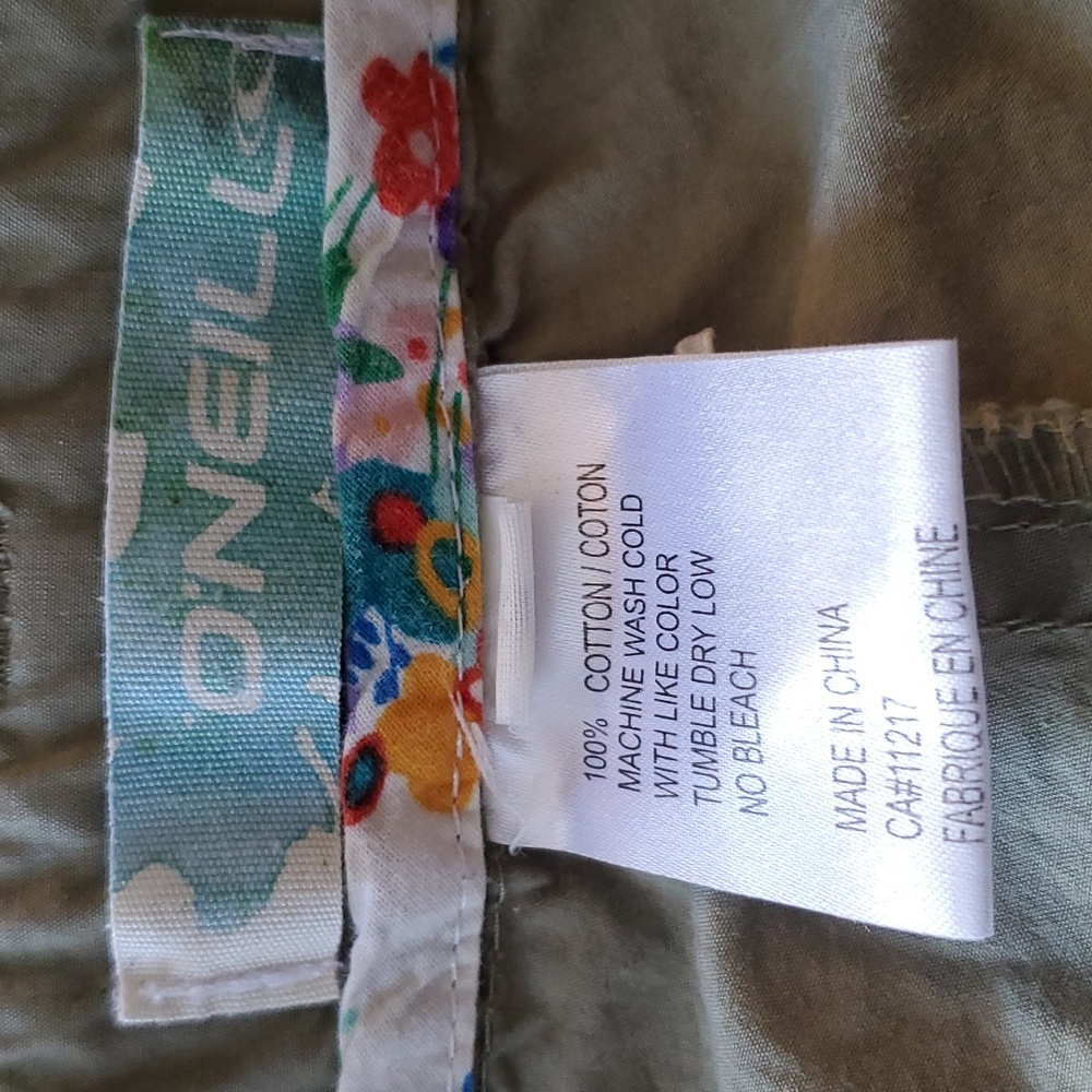 O'Neill capris - Picture 5 of 6